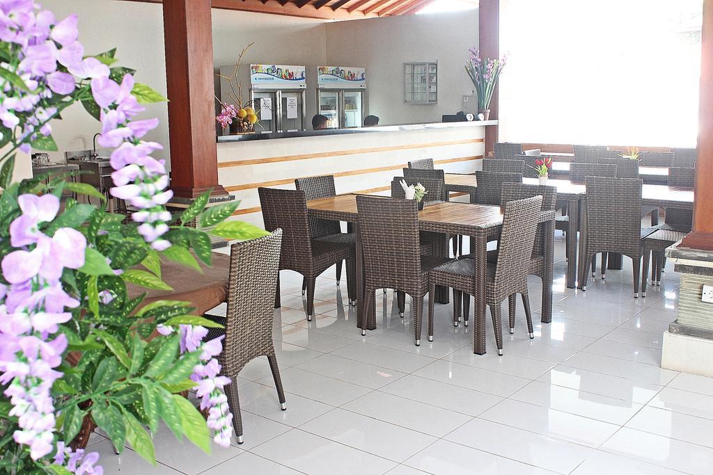 Hostel Mirah Legian  Luaran gambar