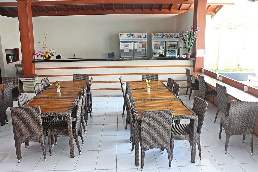 Hostel Mirah Legian  Luaran gambar