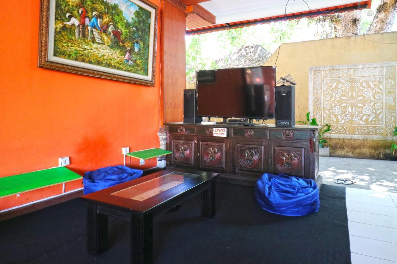 Hostel Mirah Legian  Luaran gambar