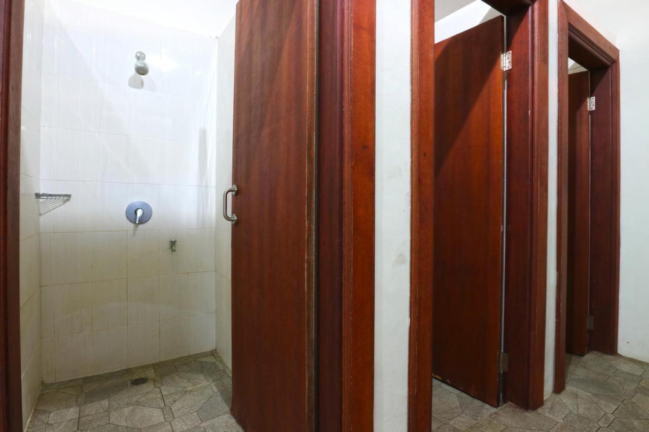 Hostel Mirah Legian  Luaran gambar
